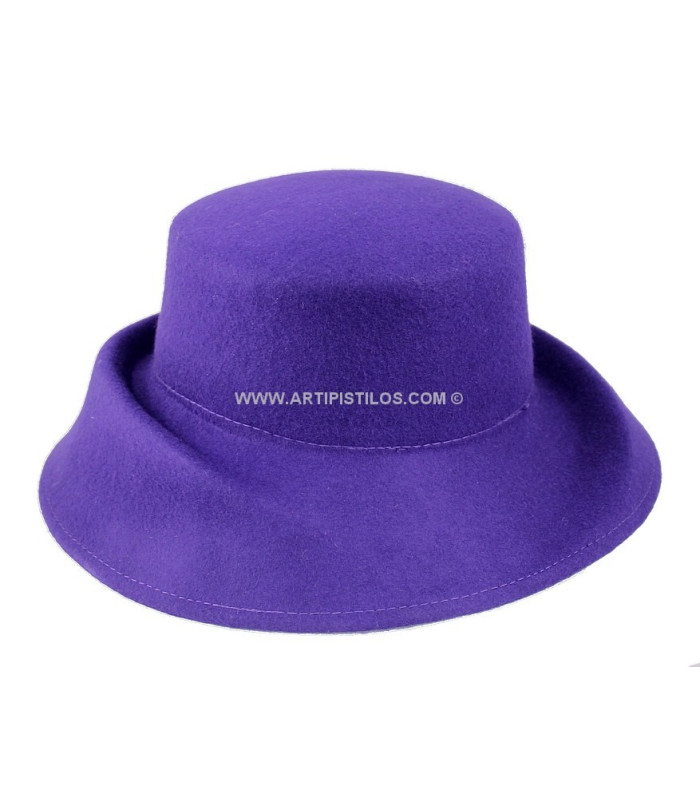 FELT HAT