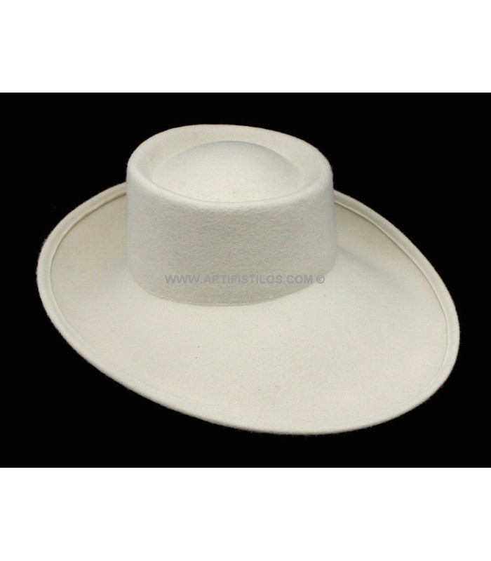 FELT HAT TELESCOPE