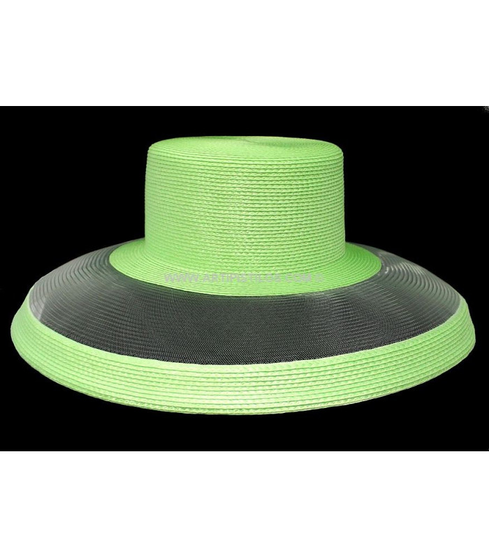 CRIN AND POLYPROPYLENE CAPELINE