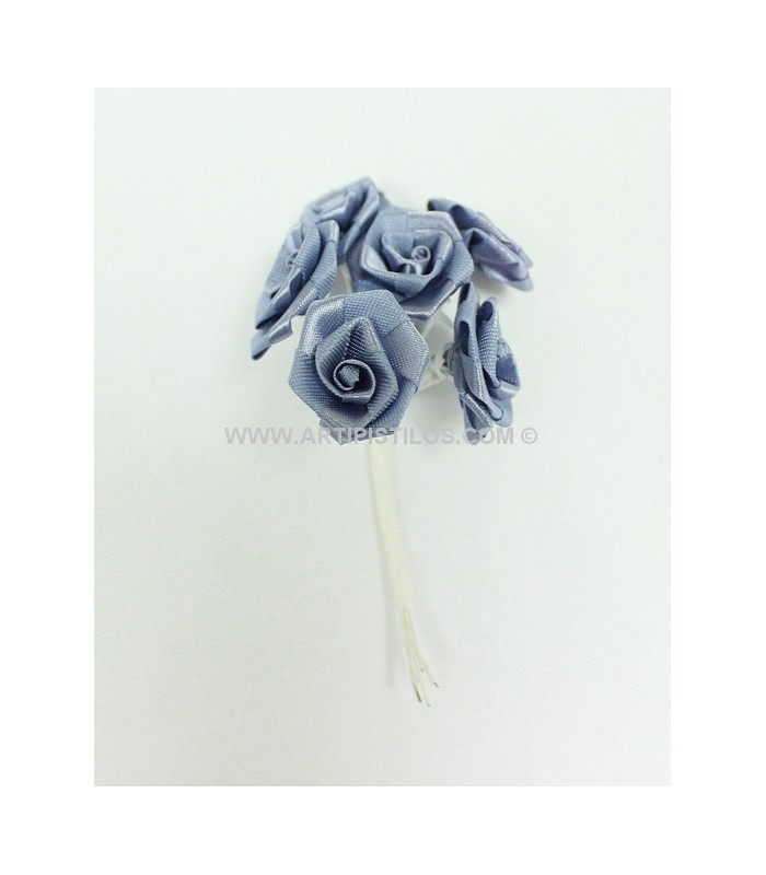 RAMILLETE 12 FLORES DE RASO