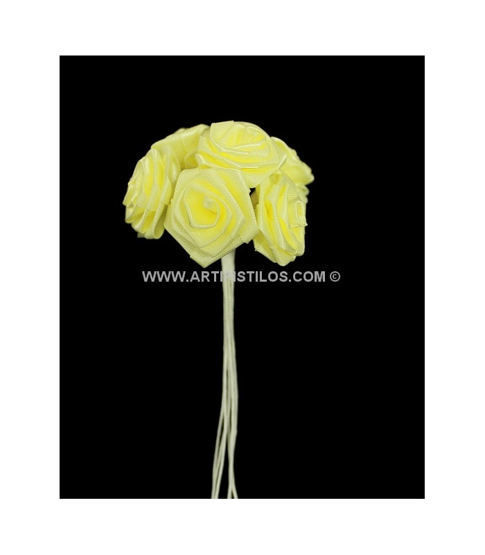 RAMILLETE 12 FLORES DE RASO