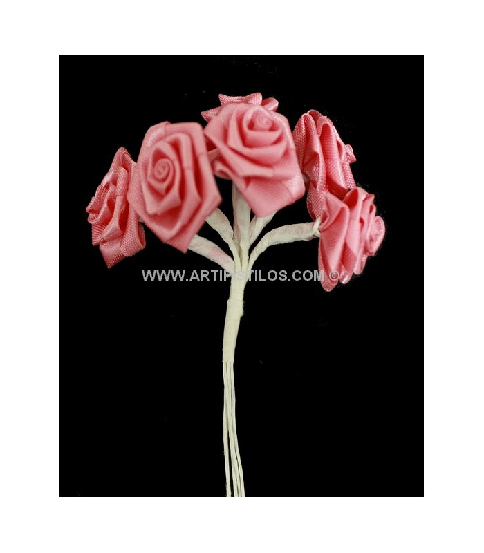 RAMILLETE 12 FLORES DE RASO