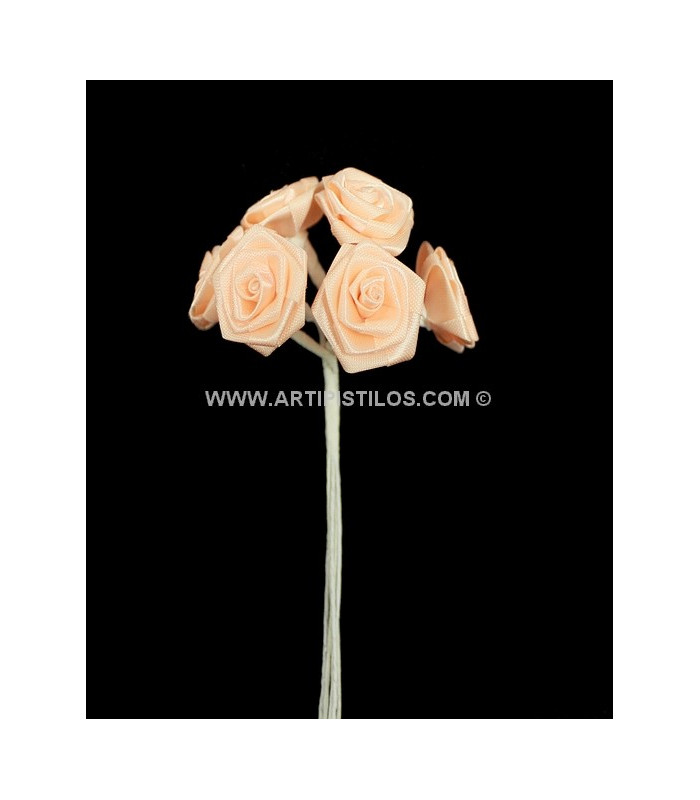RAMILLETE 12 FLORES DE RASO
