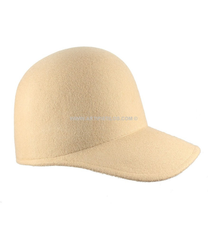 FELT HAT LADY