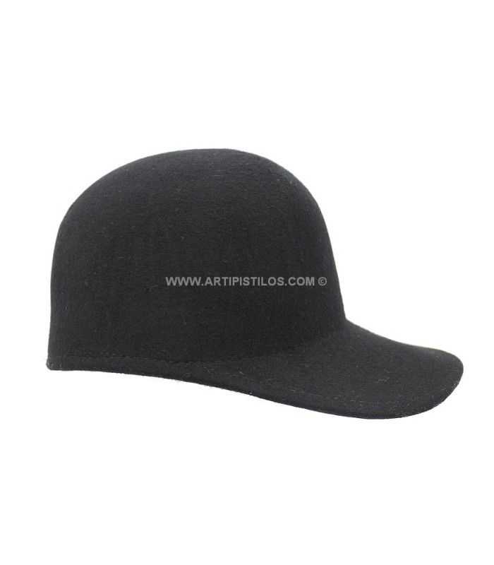 FELT HAT LADY