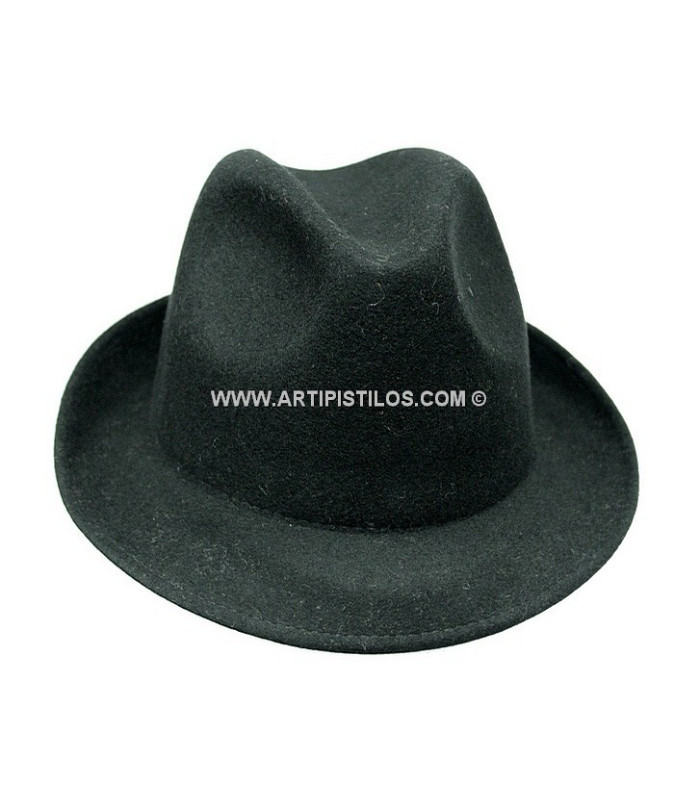 HAT FOR MEN. WATERPROOF - INDÉFORMABLE