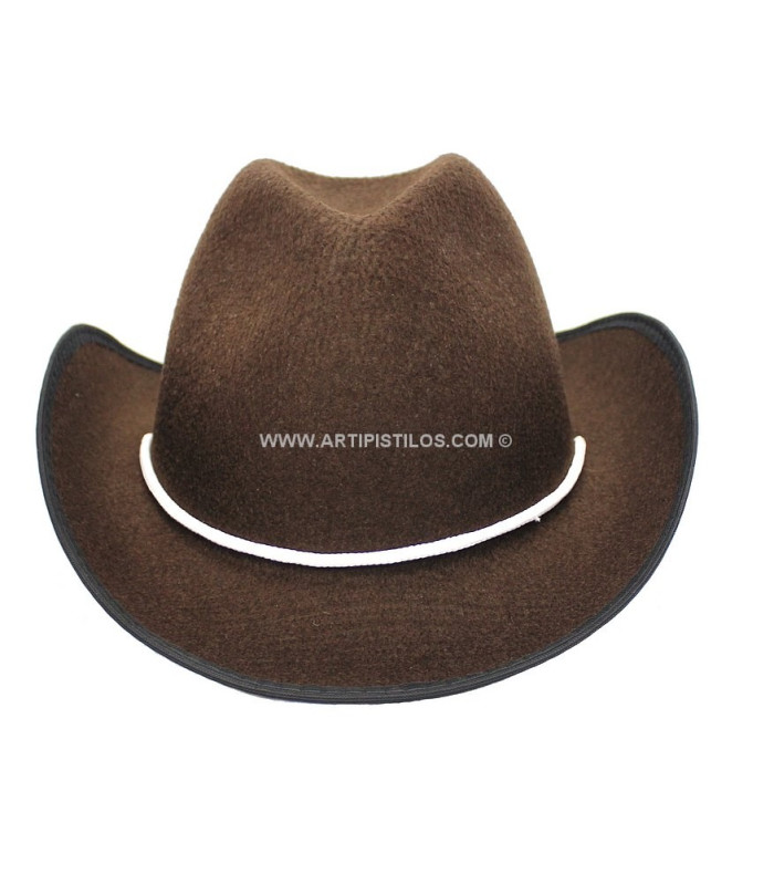 Medium-sized cowboy hat