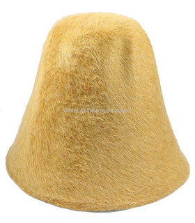 Cono Pelo De Conejo 100% A 1 Cara Oro 25 Cms. De Alto X 25 Cms. De Diametro - capelinas