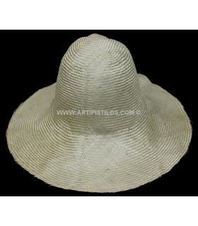 Capelina De Parasisal Aprestada De 45-50 Cms. Marfim Altura: 15-20 Cms. Diametro: 45-50 Cms.