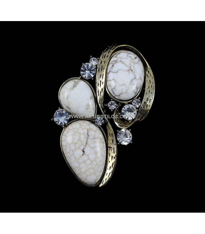 DECORATIVE BROOCH 6 X 4 CMS