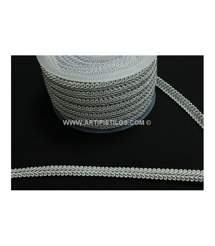 RIBBON BIAS EIGHTS